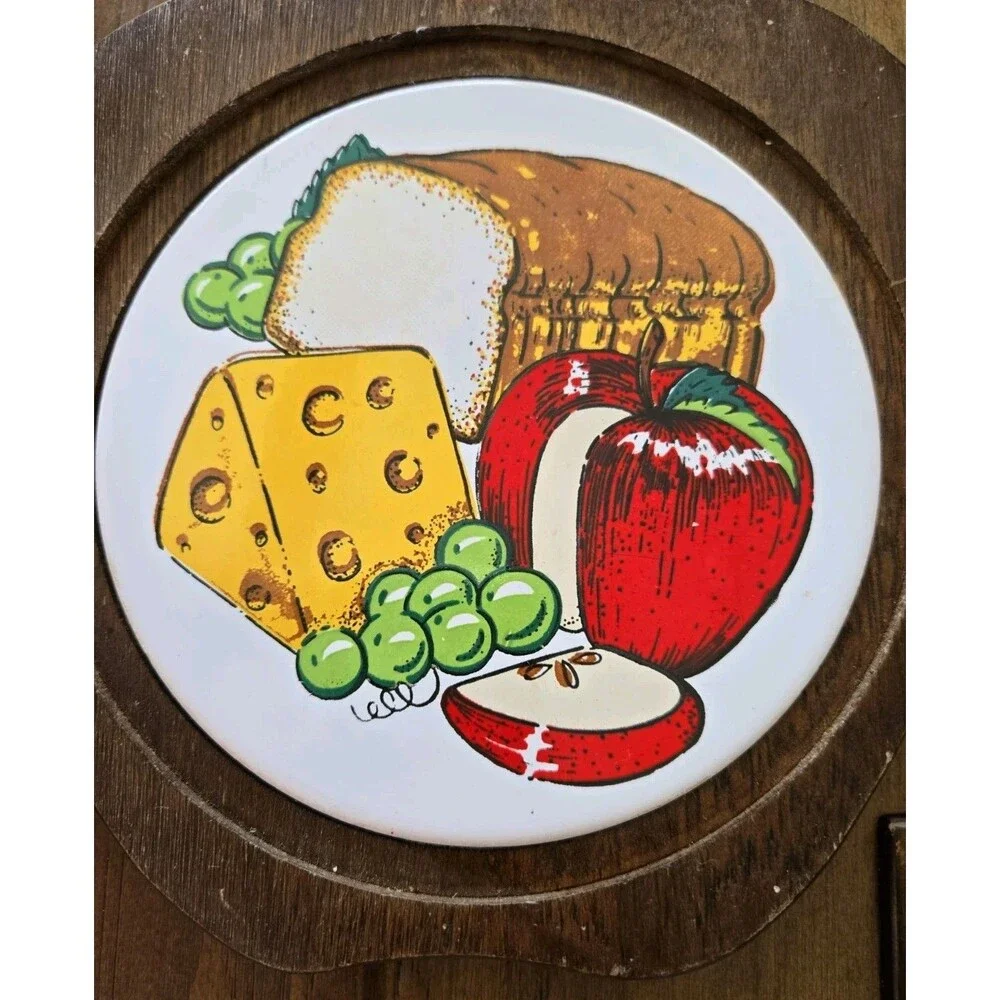 VTG House of Lloyd apple-shaped wooden cheese board wall plaque Trivet Coaster